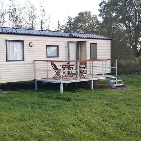 Two Bedroom In Kustrow Ot Dabitz Campeggio Zingst